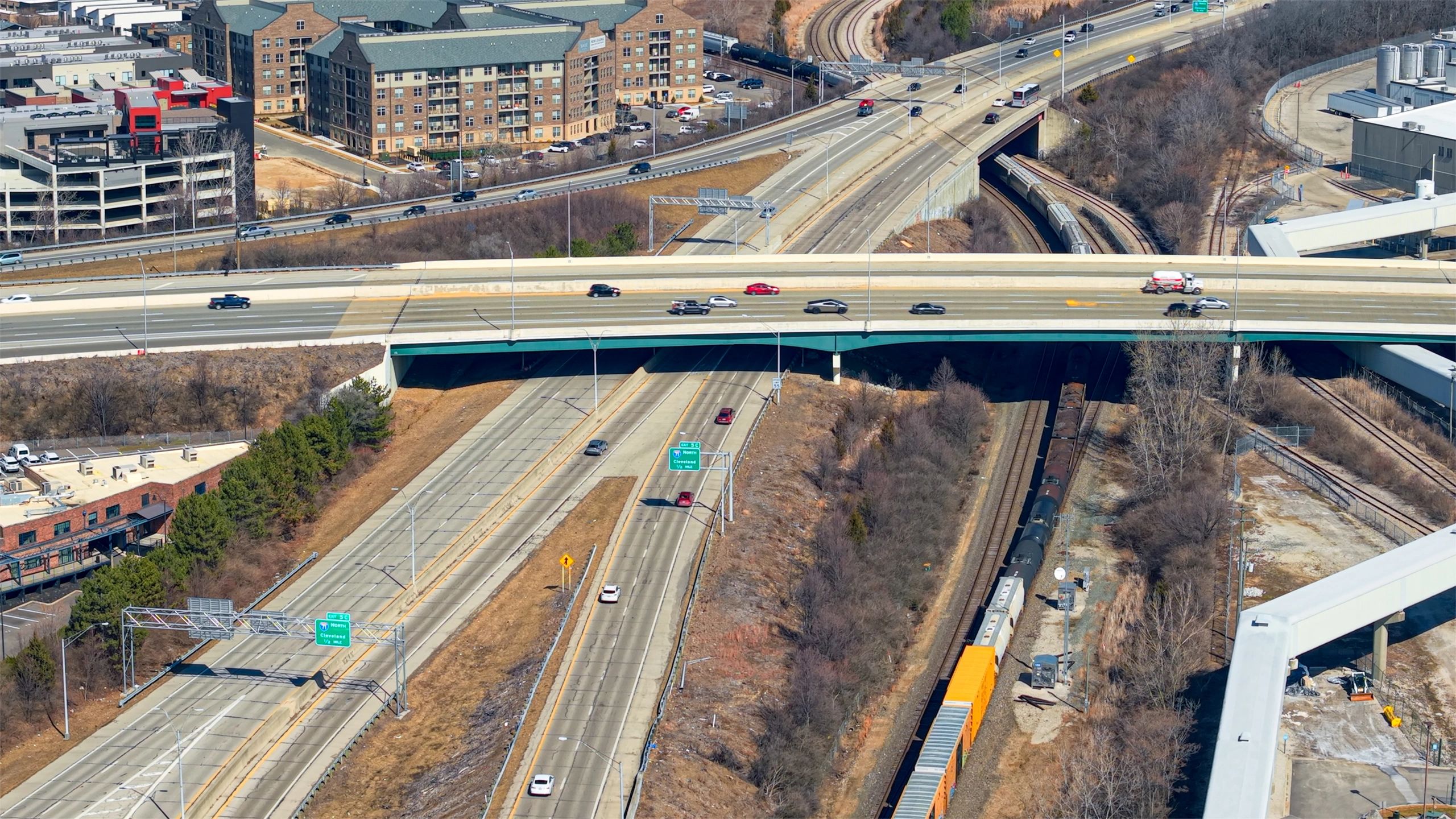 Large-scale industrial infrastructure and transport network